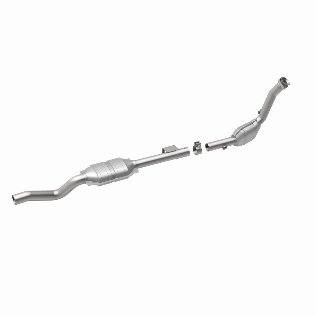 MagnaFlow Exhaust Products 51847 OEM Grade Direct-Fit Catalytic Converter for Select Mercedes-Benz ML320