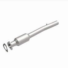 Load image into Gallery viewer, MagnaFlow Exhaust Products 55321 HM Grade Direct-Fit Catalytic Converter for Select Ford E-150, Ford E-150 Club Wagon, Ford E-150 Econoline, Ford E-150 Econoline Club Wagon, Ford E-250, Ford E-250 Econoline, Ford E-350 Club Wagon, Ford E-350 Econoline,