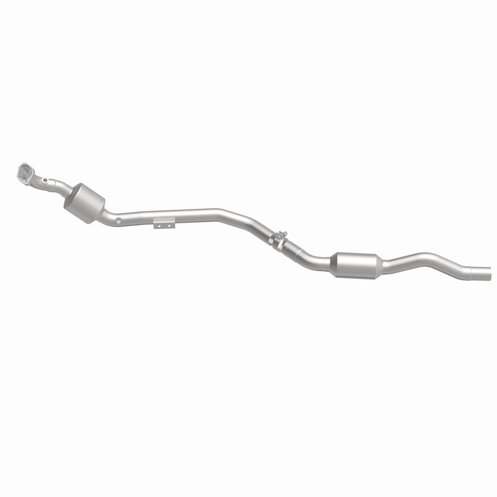 MagnaFlow Exhaust Products 51645 OEM Grade Direct-Fit Catalytic Converter for Select Mercedes-Benz E350
