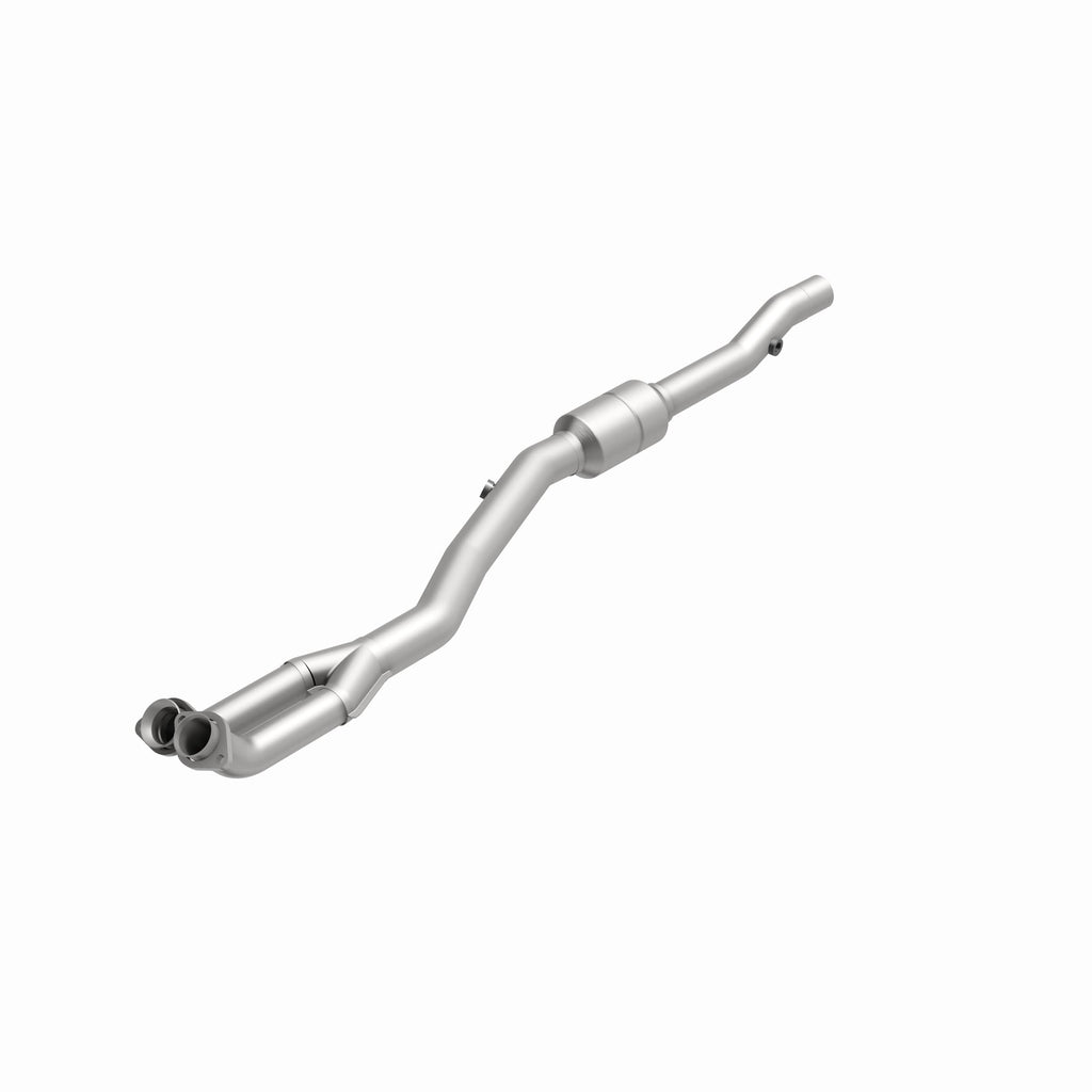 MagnaFlow Exhaust Products 24130 HM Grade Direct-Fit Catalytic Converter for Select BMW 840Ci