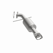 Load image into Gallery viewer, MagnaFlow Exhaust Products 5491544 California CARB Direct-Fit Catalytic Converter for Select Kia Sedona