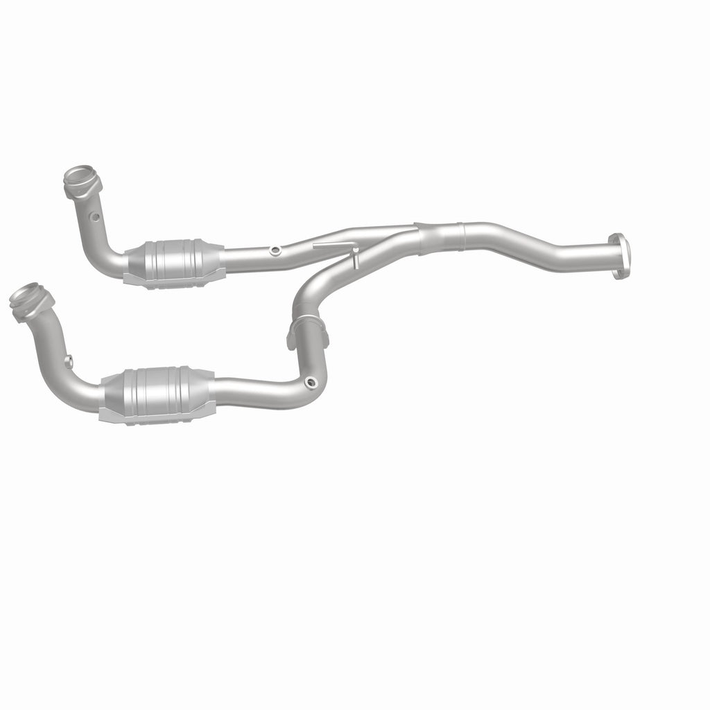 MagnaFlow Exhaust Products 23957 HM Grade Direct-Fit Catalytic Converter for Select Jeep Liberty