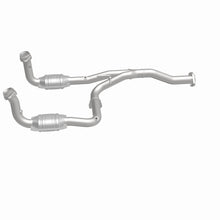 Load image into Gallery viewer, MagnaFlow Exhaust Products 23957 HM Grade Direct-Fit Catalytic Converter for Select Jeep Liberty