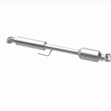Load image into Gallery viewer, MagnaFlow Exhaust Products 5571820 California CARB Direct-Fit Catalytic Converter for Select Hyundai Sonata