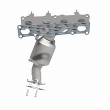 Load image into Gallery viewer, MagnaFlow Exhaust Products 5551158 California CARB Manifold Catalytic Converter for Select Jeep Cherokee