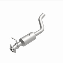 Load image into Gallery viewer, MagnaFlow Exhaust Products 280444 OEM Grade Direct-Fit Catalytic Converter for Select Ford F-650, Ford F-750