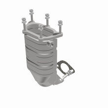 Load image into Gallery viewer, MagnaFlow Exhaust Products 452842 California CARB Direct-Fit Catalytic Converter for Select Hyundai Accent