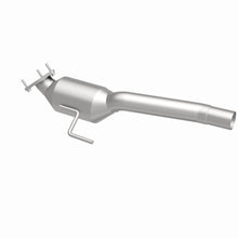 Load image into Gallery viewer, MagnaFlow Exhaust Products 51156 OEM Grade Direct-Fit Catalytic Converter for Select Volkswagen Touareg