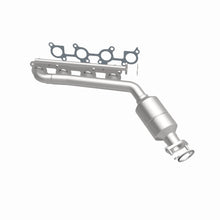 Load image into Gallery viewer, MagnaFlow Exhaust Products 5582323 California CARB Manifold Catalytic Converter for Select Lexus GX470, Toyota 4Runner