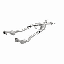 Load image into Gallery viewer, MagnaFlow Exhaust Products 444062 California CARB Direct-Fit Catalytic Converter for Select Ford Mustang