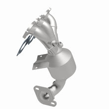 Load image into Gallery viewer, MagnaFlow Exhaust Products 5531388 California CARB Manifold Catalytic Converter for Select Ford Fusion, Lincoln Zephyr, Mercury Milan