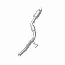 Load image into Gallery viewer, MagnaFlow Exhaust Products 5551411 California CARB Direct-Fit Catalytic Converter for Select Volkswagen Touareg