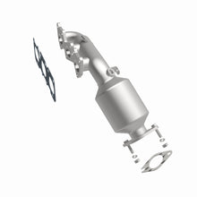 Load image into Gallery viewer, MagnaFlow Exhaust Products 52785 OEM Grade Manifold Catalytic Converter for Select Hyundai Genesis, Kia K900