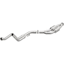 Load image into Gallery viewer, MagnaFlow Exhaust Products 23580 HM Grade Direct-Fit Catalytic Converter for Select Mercedes-Benz C280, Mercedes-Benz C36 AMG
