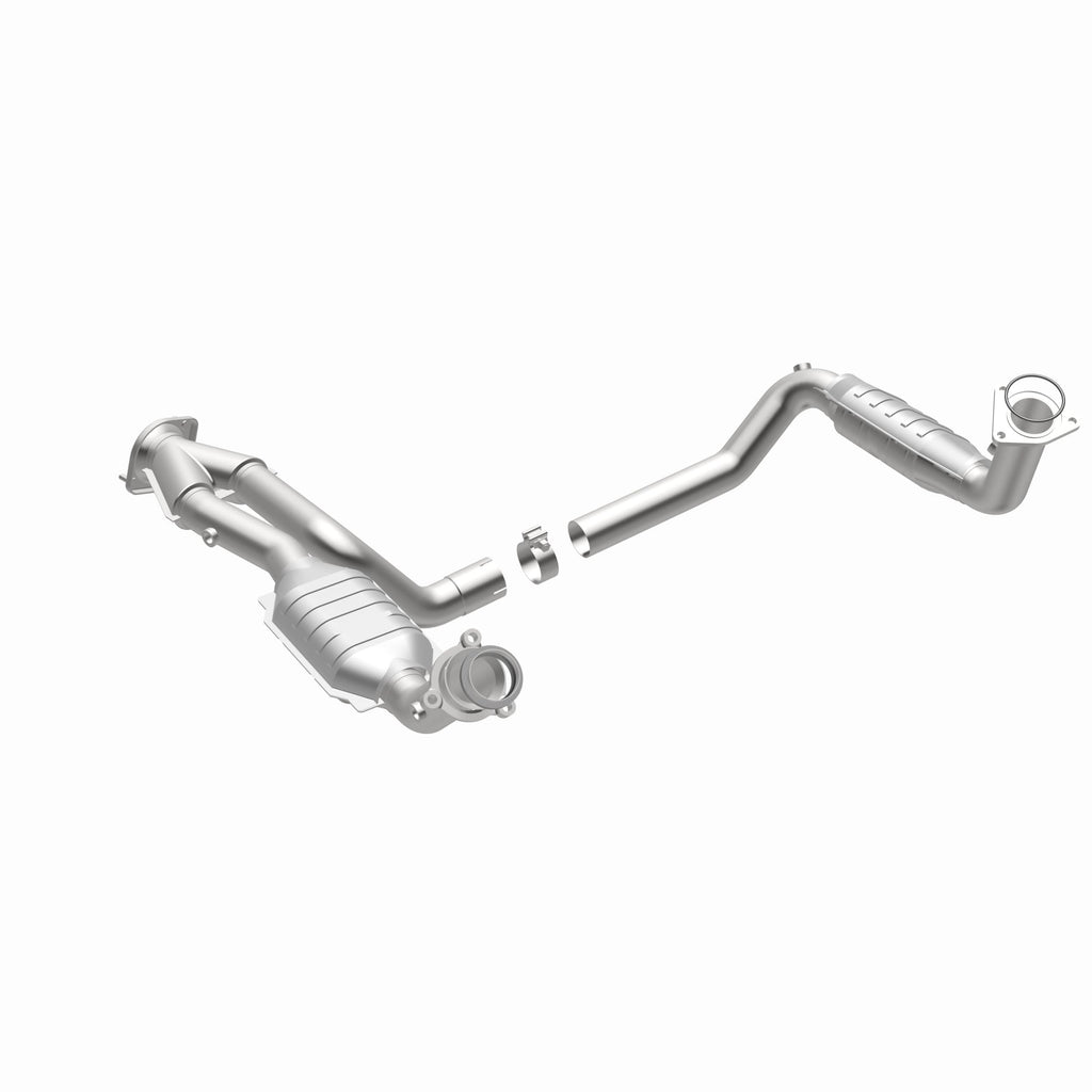 MagnaFlow Exhaust Products 51097 OEM Grade Direct-Fit Catalytic Converter for Select Cadillac Escalade, Chevrolet Avalanche 1500, Chevrolet Silverado 1500, Chevrolet Silverado Classic, Chevrolet Silverado 2500, Chevrolet Suburban 1500, Chevrolet Tahoe,