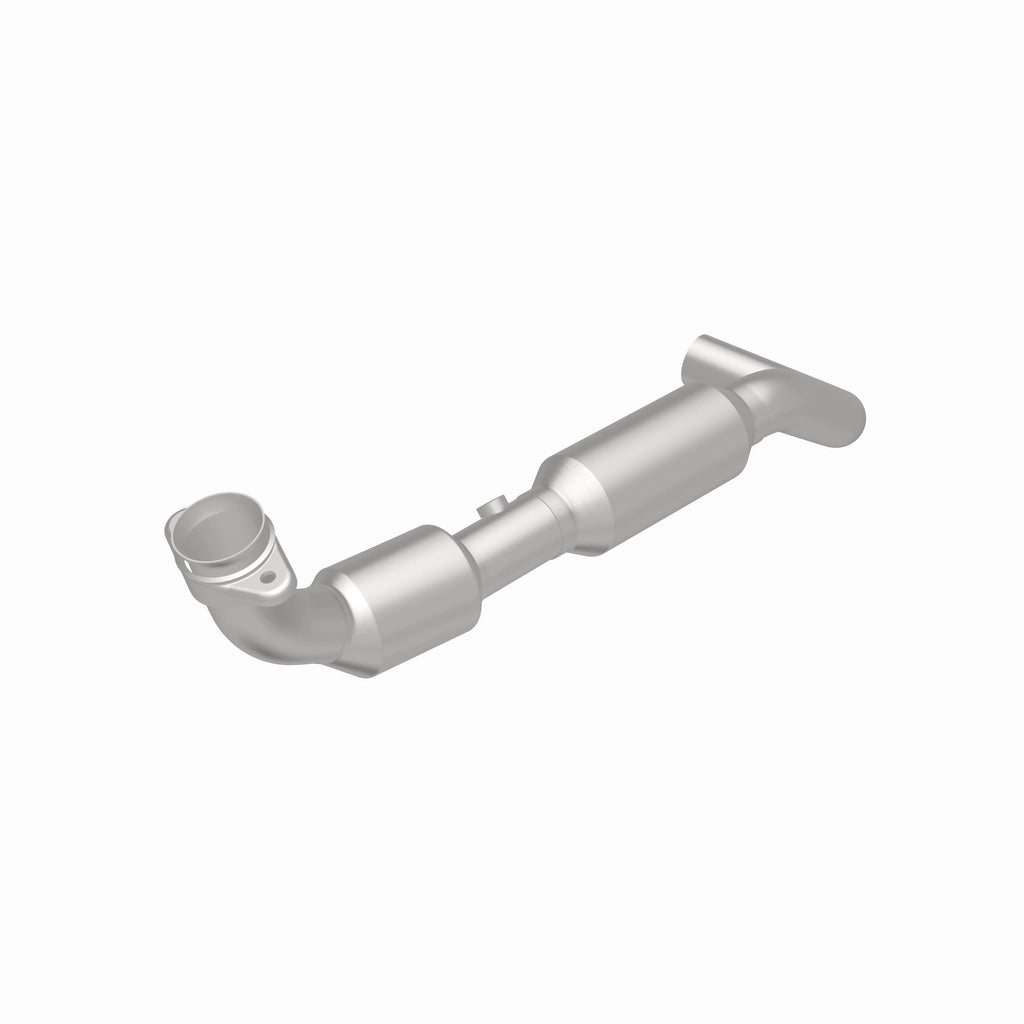 MagnaFlow Exhaust Products 4583077 California CARB Direct-Fit Catalytic Converter for Select Lincoln Navigator
