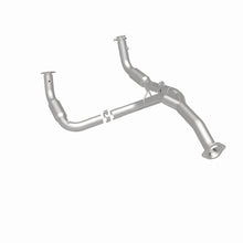 Load image into Gallery viewer, MagnaFlow Exhaust Products 4551252 California CARB Direct-Fit Catalytic Converter for Select Chevrolet Silverado HD, Chevrolet Silverado HD, GMC Sierra HD, GMC Sierra HD