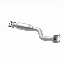 Load image into Gallery viewer, MagnaFlow Exhaust Products 5571317 California CARB Direct-Fit Catalytic Converter for Select Nissan Rogue, Nissan Rogue Select