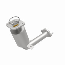 Load image into Gallery viewer, MagnaFlow Exhaust Products 21-373 OEM Grade Direct-Fit Catalytic Converter for Select Ford Five Hundred, Ford Freestyle, Mercury Montego