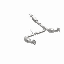 Load image into Gallery viewer, MagnaFlow Exhaust Products 5481108 California CARB Direct-Fit Catalytic Converter for Select Ford Explorer, Mercury Mountaineer