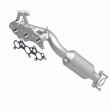 Load image into Gallery viewer, MagnaFlow Exhaust Products 5582431 California CARB Manifold Catalytic Converter for Select Toyota 4Runner, Toyota FJ Cruiser
