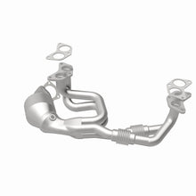 Load image into Gallery viewer, MagnaFlow Exhaust Products 5531447 California CARB Manifold Catalytic Converter for Select Saab 9-2X, Subaru Forester, Subaru Impreza, Subaru Legacy, Subaru Outback