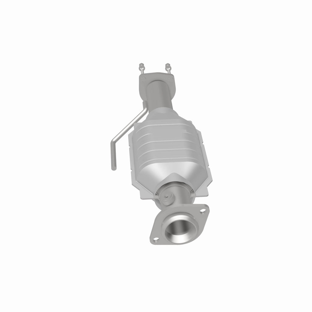 MagnaFlow Exhaust Products 49038 OEM Grade Direct-Fit Catalytic Converter for Select Jeep Wrangler