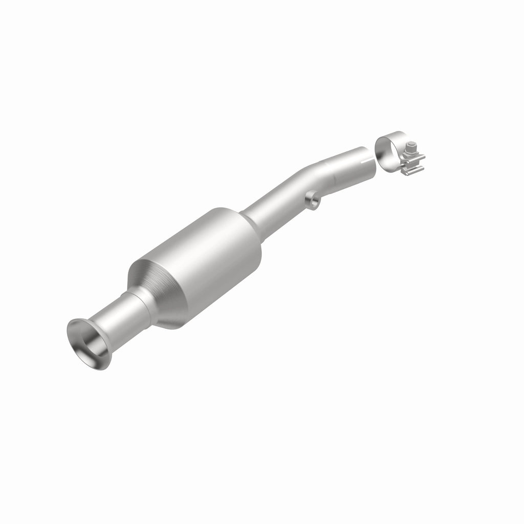 MagnaFlow Exhaust Products 21-288 OEM Grade Semi-Direct Fit Catalytic Converter for Select Chevrolet Prizm, Toyota Corolla