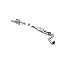 Load image into Gallery viewer, MagnaFlow Exhaust Products 447254 California CARB Direct-Fit Catalytic Converter for Select Ford E-150 Econoline, Ford E-350 Econoline