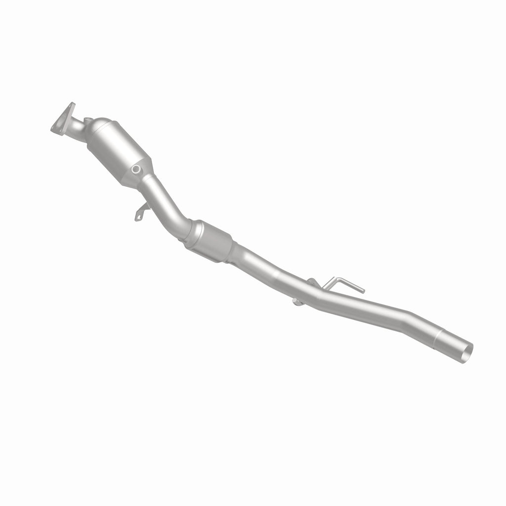 MagnaFlow Exhaust Products 52411 OEM Grade Direct-Fit Catalytic Converter for Select Porsche Cayenne, Volkswagen Touareg