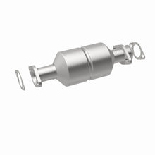 Load image into Gallery viewer, MagnaFlow Exhaust Products 3391242 California CARB Direct-Fit Catalytic Converter for Select Dodge Raider, Dodge Ram 50, Mitsubishi Mighty Max, Mitsubishi Montero