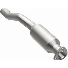 Load image into Gallery viewer, MagnaFlow Exhaust Products 3322949 California CARB Direct-Fit Catalytic Converter for Select Volvo 740, Volvo 745, Volvo 760, Volvo 940