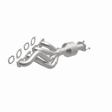 Load image into Gallery viewer, MagnaFlow Exhaust Products 452789 California CARB Manifold Catalytic Converter for Select BMW 545i, BMW 645Ci, BMW 745Li, BMW 745i