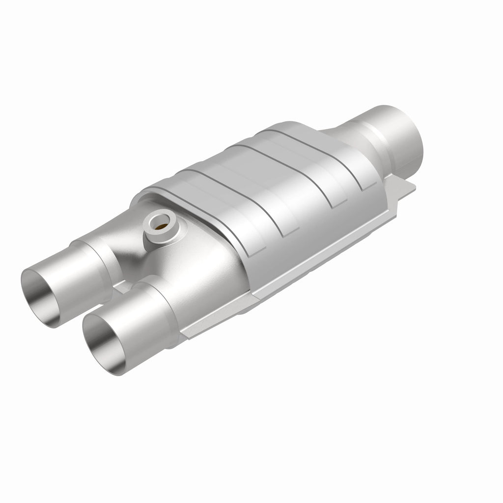 MagnaFlow Exhaust Products 99047HM HM Grade Universal Catalytic Converter for Select Chevrolet Express 1500, Chevrolet Express 2500, GMC Savana 1500, GMC Savana