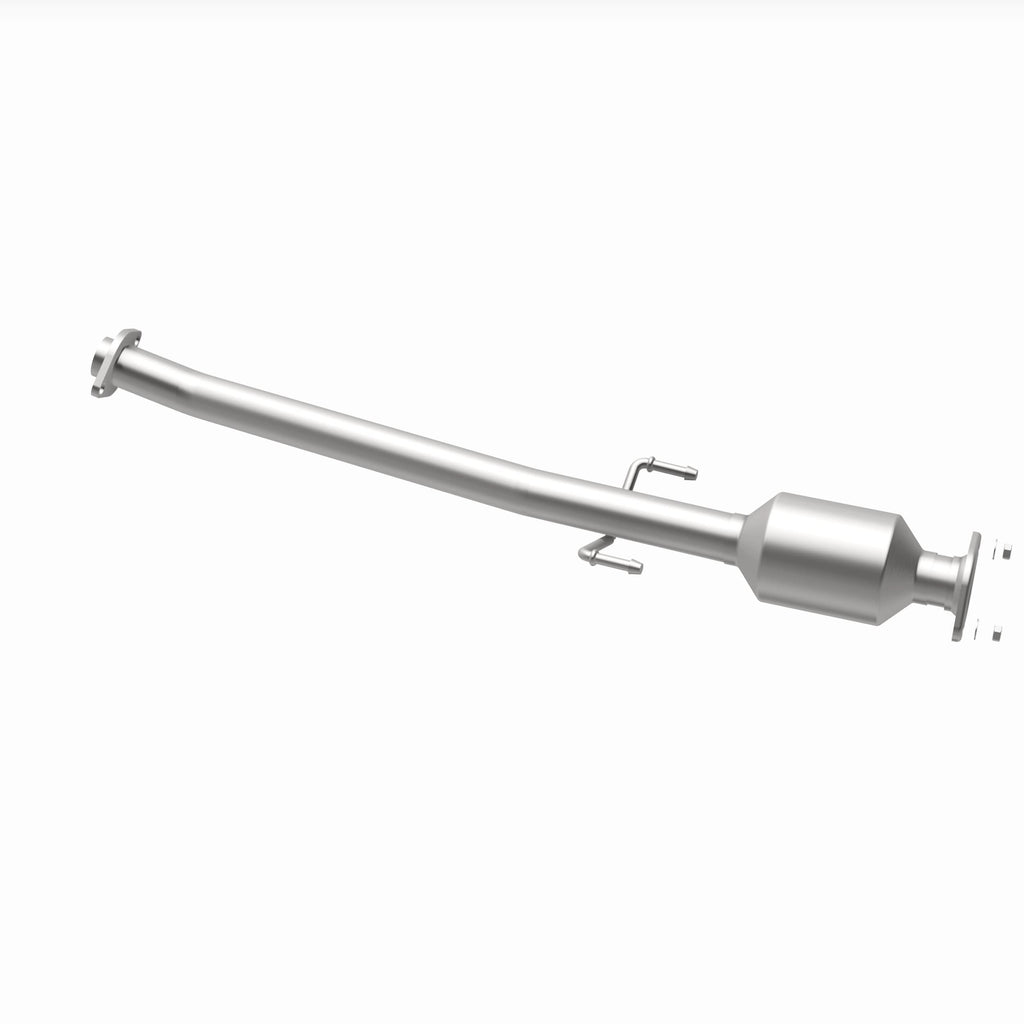 MagnaFlow Exhaust Products 280116 OEM Grade Direct-Fit Catalytic Converter for Select Toyota Highlander