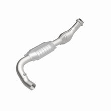 Load image into Gallery viewer, MagnaFlow Exhaust Products 447179 California CARB Direct-Fit Catalytic Converter for Select Ford E-150 Econoline, Ford E-150 Econoline Club Wagon, Ford E-250 Econoline