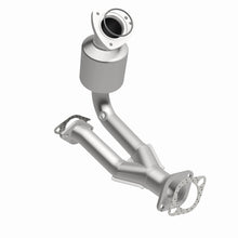 Load image into Gallery viewer, MagnaFlow Exhaust Products 5411911 California CARB Direct-Fit Catalytic Converter for Select Chevrolet Malibu, Pontiac G6, Saturn Aura