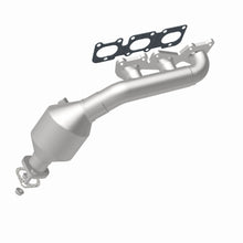 Load image into Gallery viewer, MagnaFlow Exhaust Products 51401 OEM Grade Manifold Catalytic Converter for Select Kia Borrego
