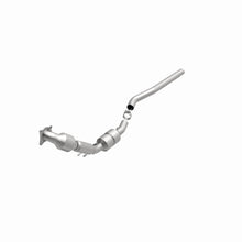 Load image into Gallery viewer, MagnaFlow Exhaust Products 551361 California CARB Direct-Fit Catalytic Converter for Select Volkswagen Passat
