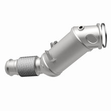 Load image into Gallery viewer, MagnaFlow Exhaust Products 280543 OEM Grade Direct-Fit Catalytic Converter for Select BMW 230i, BMW 230i xDrive, BMW 330i, BMW 330i GT xDrive, BMW 330i xDrive, BMW 430i, BMW 430i Gran Coupe, BMW 430i xDrive, BMW 430i xDrive Gran Coupe, BMW 530e, BMW 530e