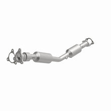 Load image into Gallery viewer, MagnaFlow Exhaust Products 5631197 California CARB Direct-Fit Catalytic Converter for Select Chevrolet Cobalt, Pontiac G5, Saturn Ion