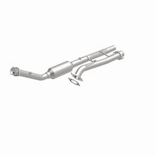 Load image into Gallery viewer, MagnaFlow Exhaust Products 4451314 California CARB Direct-Fit Catalytic Converter for Select Ford Explorer, Mercury Mountaineer