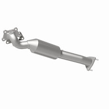 Load image into Gallery viewer, MagnaFlow Exhaust Products 5582610 California CARB Direct-Fit Catalytic Converter for Select Chevrolet Colorado, GMC Canyon