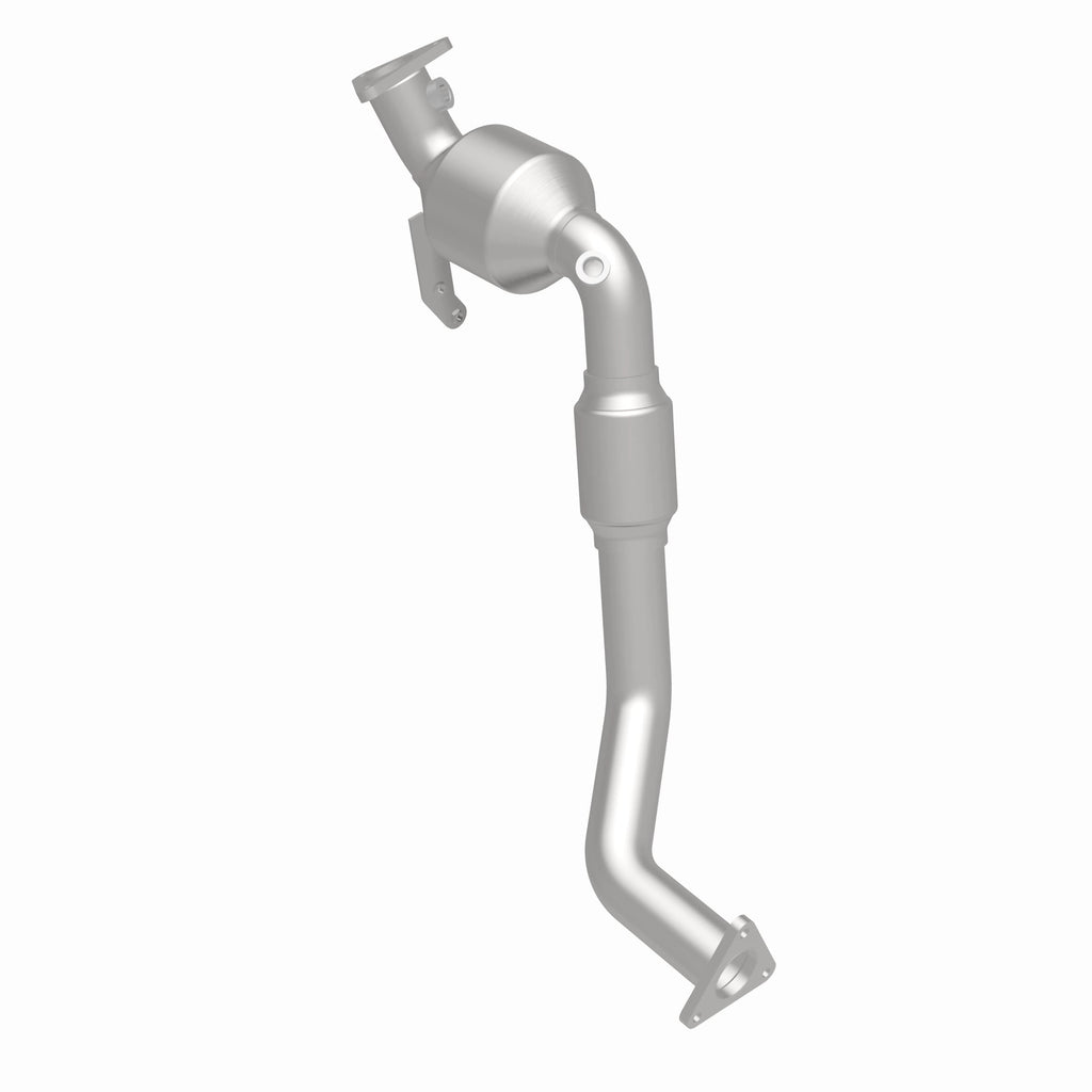 MagnaFlow Exhaust Products 51947 OEM Grade Direct-Fit Catalytic Converter for Select Audi Q7, Volkswagen Touareg