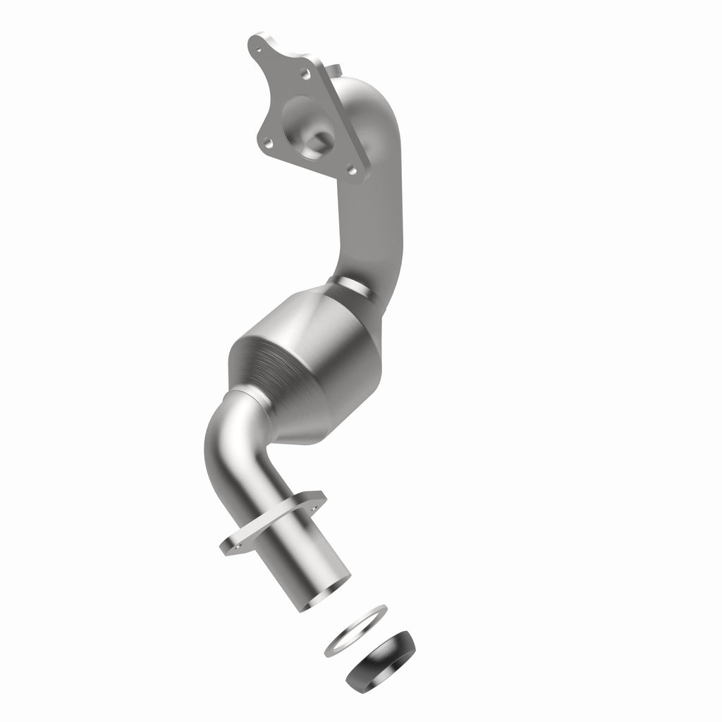 MagnaFlow Exhaust Products 52438 OEM Grade Direct-Fit Catalytic Converter for Select Nissan Juke, Nissan Sentra