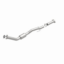 Load image into Gallery viewer, MagnaFlow Exhaust Products 4651022 California CARB Direct-Fit Catalytic Converter for Select Chevrolet Trailblazer EXT, GMC Envoy XL, GMC Envoy XUV