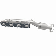 Load image into Gallery viewer, MagnaFlow Exhaust Products 4583381 California CARB Manifold Catalytic Converter for Select INFINITI QX56, Nissan Pathfinder Armada, Nissan TITAN