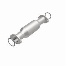Load image into Gallery viewer, MagnaFlow Exhaust Products 4481609 California CARB Direct-Fit Catalytic Converter for Select Toyota Tacoma