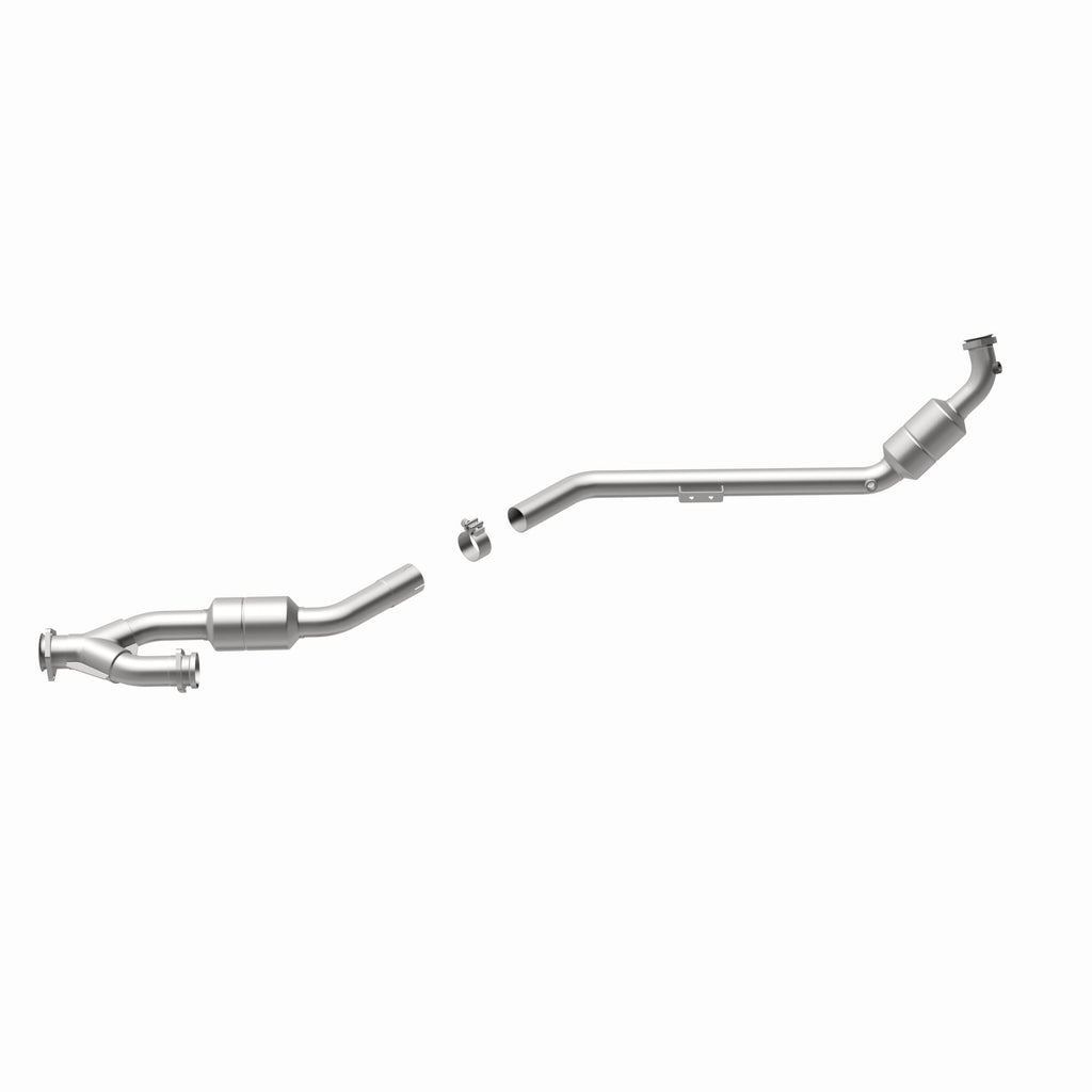 MagnaFlow Exhaust Products 49805 OEM Grade Direct-Fit Catalytic Converter for Select Mercedes-Benz C240, Mercedes-Benz C32 AMG, Mercedes-Benz C320