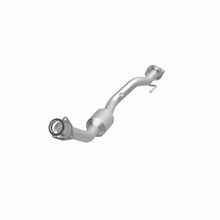 Load image into Gallery viewer, MagnaFlow Exhaust Products 4451217 California CARB Direct-Fit Catalytic Converter for Select Chevrolet Trailblazer, GMC Envoy, Oldsmobile Bravada